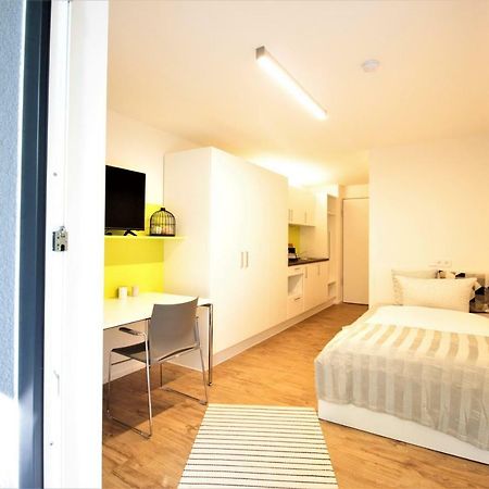 וירצבורג Studio Apartment - Balcony, Netflix, University Hospital Proximity מראה חיצוני תמונה