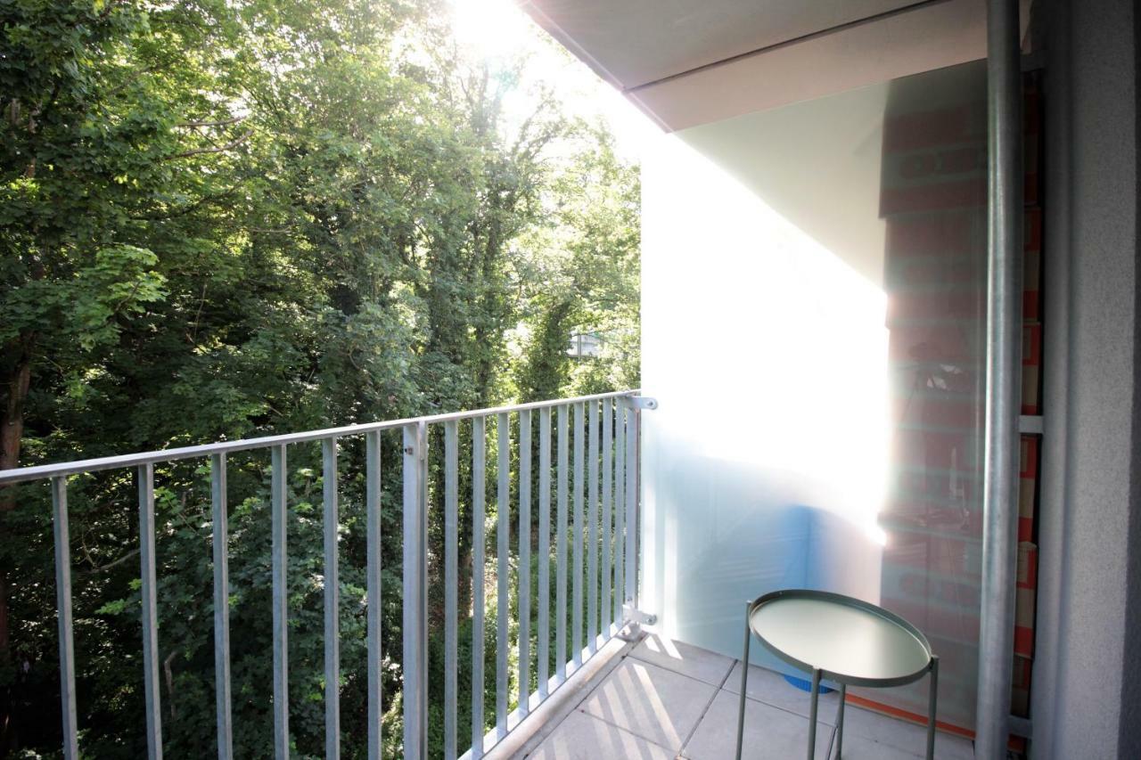 וירצבורג Studio Apartment - Balcony, Netflix, University Hospital Proximity מראה חיצוני תמונה